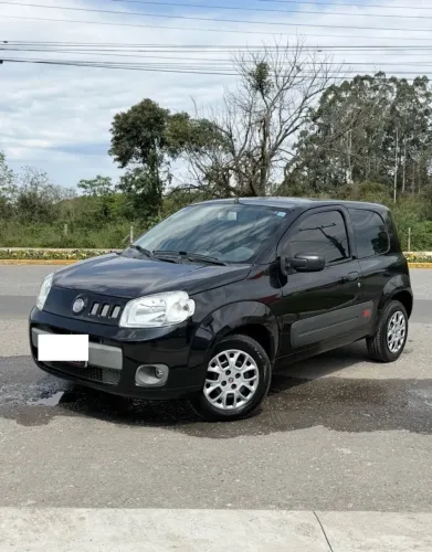 Fiat Uno Vivace Celeb. 1.0 EVO F. Flex 8V 3P 2013