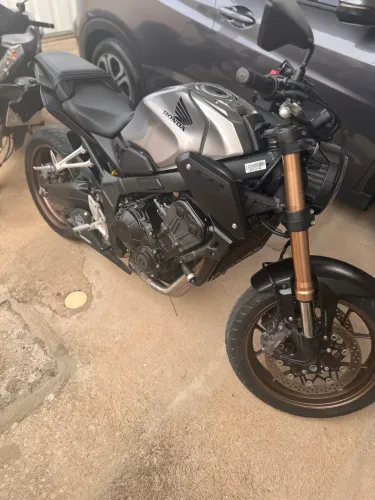 CB650r 2020 Zerada!