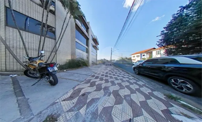 Prédio inteiro para locação em Alto da lapa - SP