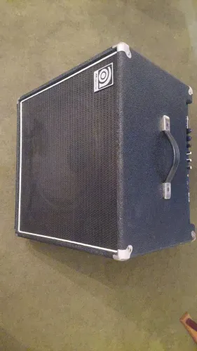 Amplificador AMPEG (contra baixo e outros)