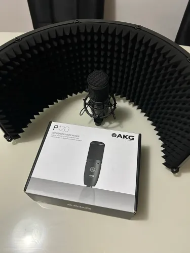 Microfone AKG Condensador P120 + shockmount + protetor acústico 