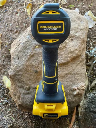 Parafusadeira DeWalt 20V + Bateria 