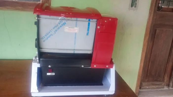 Amassadeira de Massas Profissional 5kg Basculante Semi Rápida Braesi