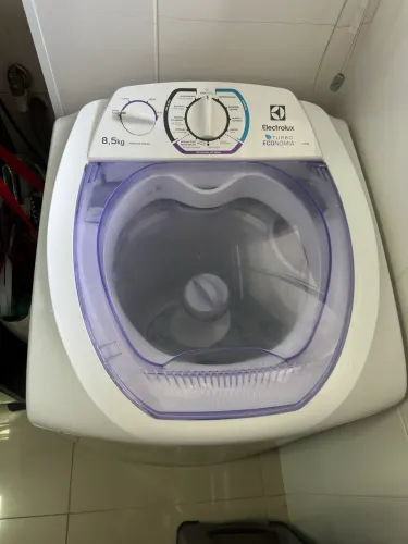 Lavadora Electrolux LT09E / 127 V ? 8,5 kg, Turbo Economia, abertura superior