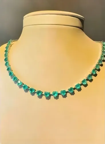 Colar Esmeralda Coração 18 CT