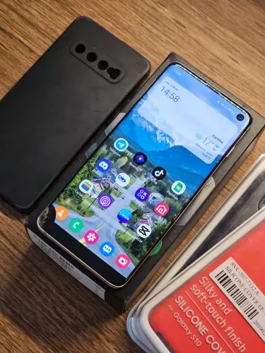 Samsung S10