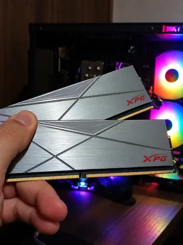 16gb 4133mhz XPG RGB (não abaixo preço)