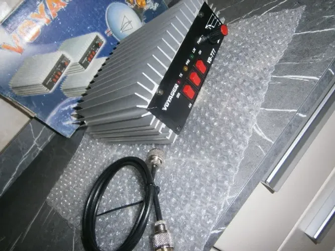 AMPLICADOR BILINEAR VOYAGER VB-777 PLUS NOVA ! ZERADA ! EXCELENTE ! RELIQUEA !
