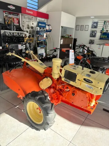 TOBATA 13HP COM ROTATIVAS