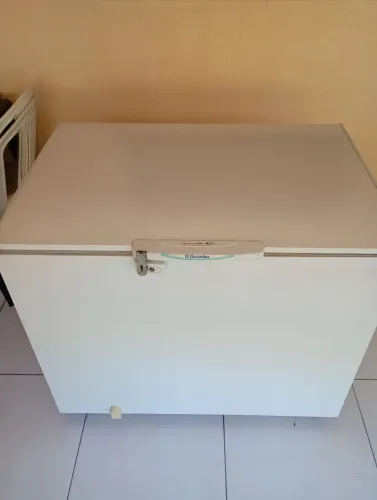 Freezer Eletrolux H300