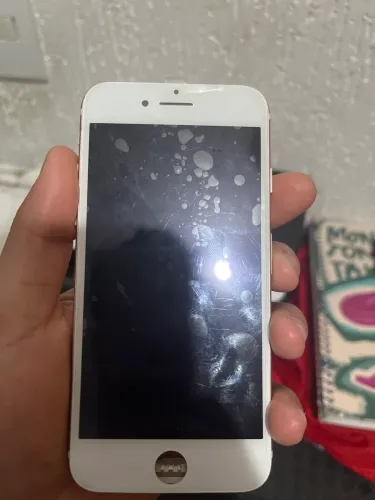 iPhone quebrado 150