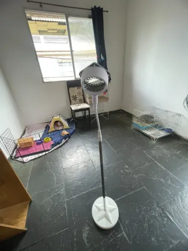 Vendo cabide de suporte