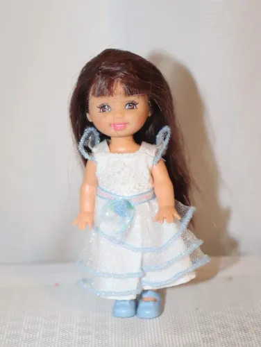 Kelly Erika noiva Barbie Princesa e a Plebeia