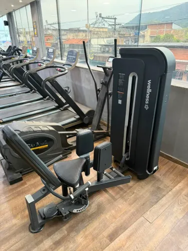 Aparelho de musculação 