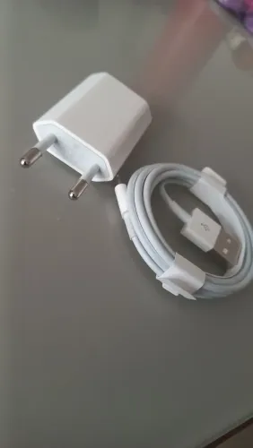 Kit Original Apple - Carregador 20W + Cabo + EarPods Lightning
