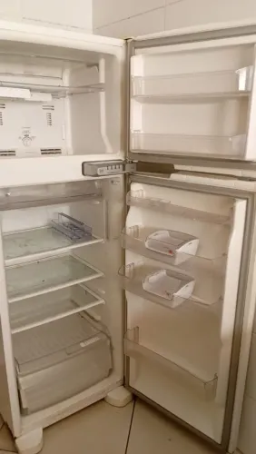 Vendo geladeira duplex