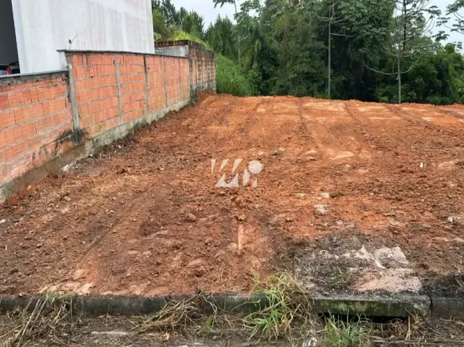 Terreno 250m² Ótima Localização no Bairro Potecas - imv