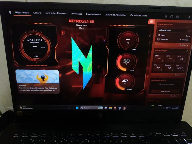 Acer nitro v15 completo com teclado magnético e periféricos