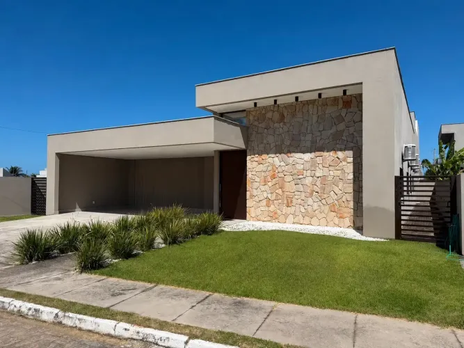 Casa de Alto Padrão de 5 suítes e 230 m² | Condomínio Corais de Sonho Verde | Paripueira |