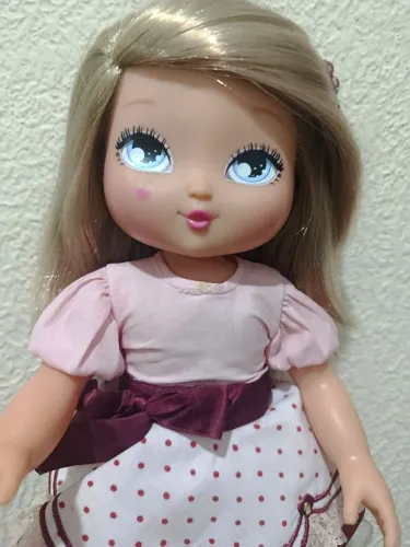 Boneca Jolie Antiga