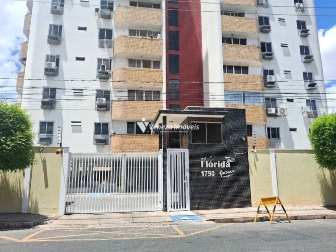 Apartamento com 3 quartos para Aluguel no Noivos | Edifício Florida Palace