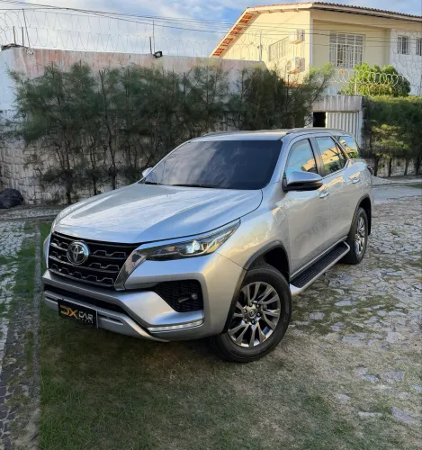 Toyota Hilux SW4 SRX 4X4 2.8 TDI 16V Dies. Aut. 2021