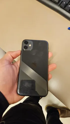 iPhone 11 128GB Preto - Excelente Estado