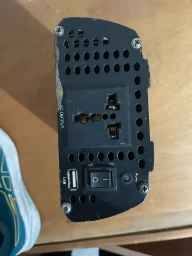 Solar power inverter with USB Voyager mod: PC8-600n