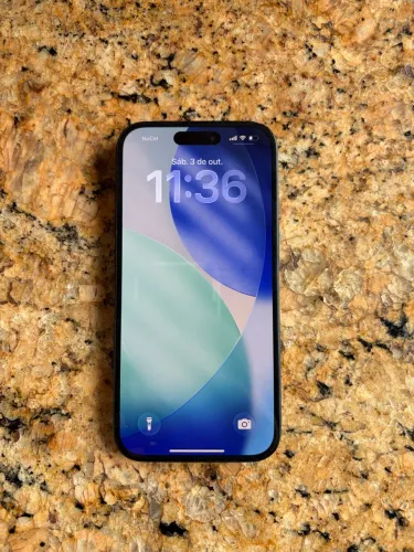 iPhone 15 - 128 GB