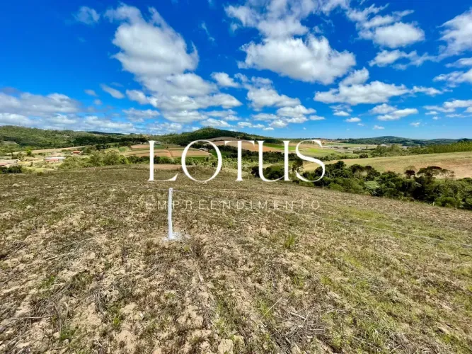 APROVEITE UM LOTE COM POTENCIAL PARA O FUTURO