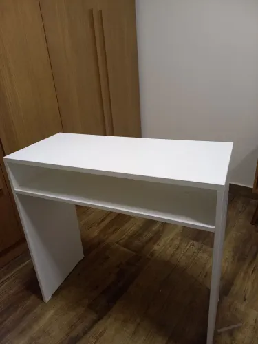 Mesa/ escrivaninha