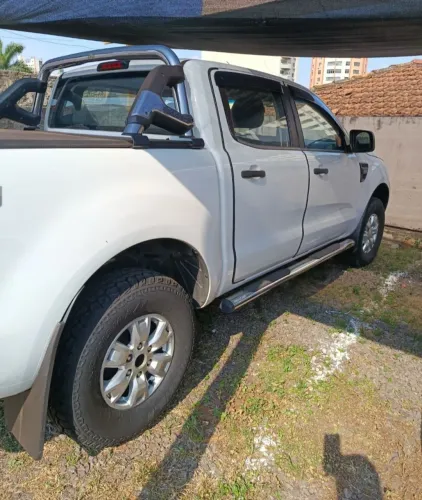 Ford Ranger XLS 3.2 20V 4X4 CD Diesel Mec. 2013
