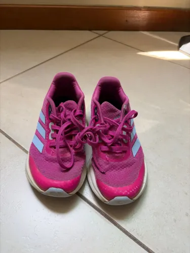 Tênis adidas infantil Feminino