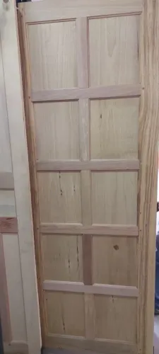 PORTA MADEIRA MISTA MACIÇA 10 ALMOFADAS R$ 480,00
