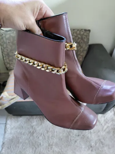 Bota Feminina Tamanho 39 - Nova - Entrego