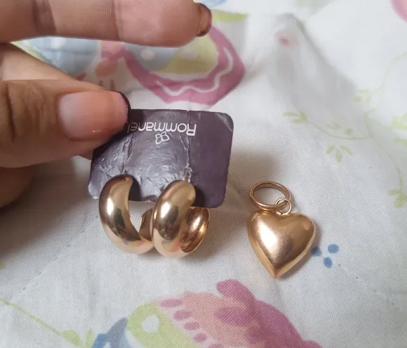 Brincos e Pingente Romanel