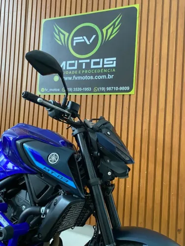 YAMAHA MT-03 CONNECTED AZUL 2025 - IMPECÁVEL