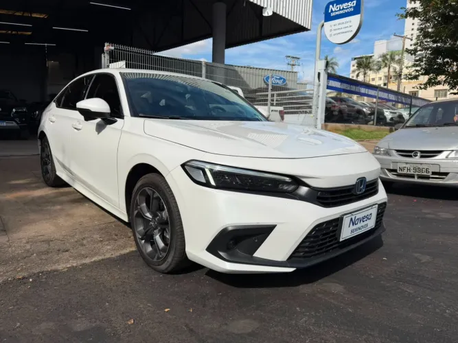Honda Civic Touring 2024