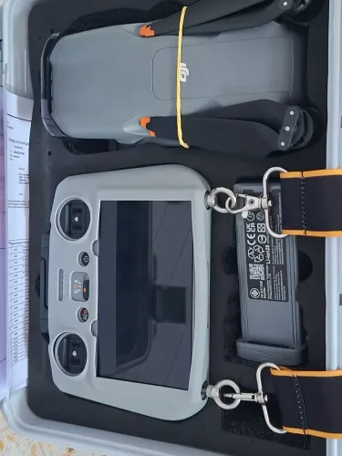 DRONE DJI AIR 3