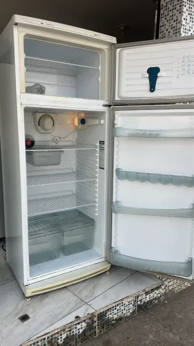 Geladeira Dako