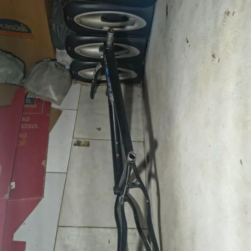 Vendo um quadro de bike da GTS aro 29 tamanho19