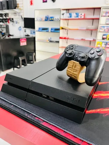 Playstation 4 Fat - 500 GB 01 controle 