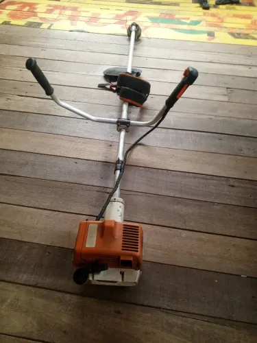 Vendo roçadeira