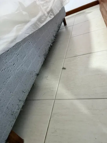 Doa-se box de cama de casal