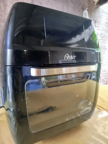 VENDO AIRFRYER OSTER 12 LITROS DUAS GRELHAS