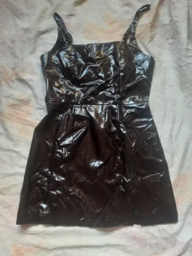 Vestido de napalm, na cor Marrom escuro, Novo!