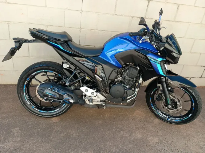 Fazer 250 2024