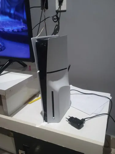 PlayStation 5 slim mídia física 1 tb