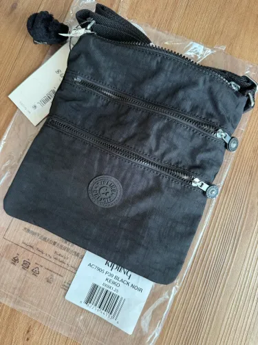 Bolsa Kipling nova
