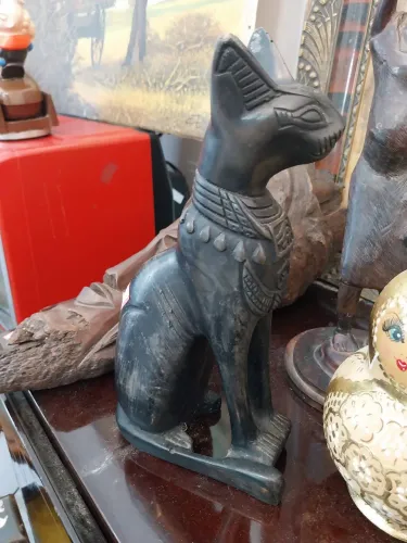 Estatueta de gato egípcio de coleção 